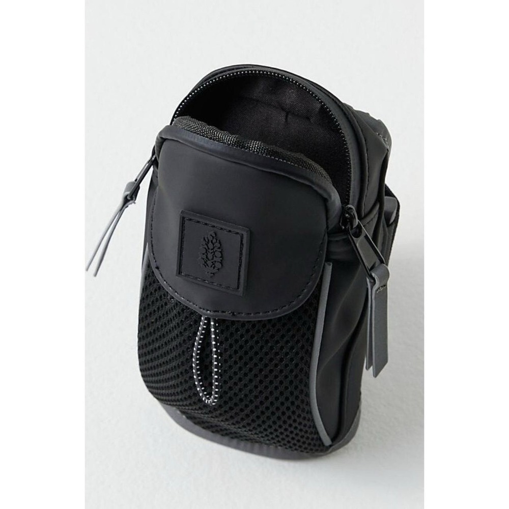 Free People Women's‎ Back On Track Armband - Black (NEW WITH TAGS)
